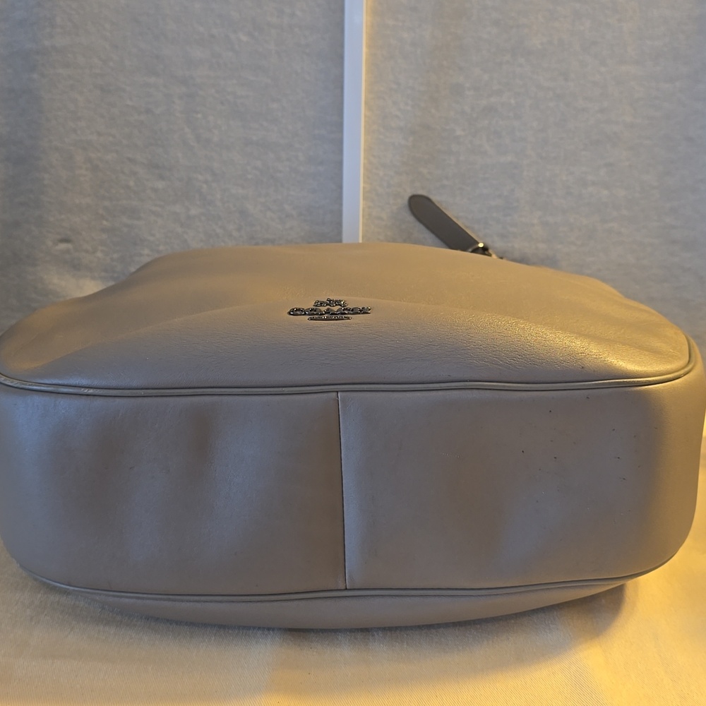 Coach Nomad Hobo Bag in Gray Leather - Picture 5 of 10